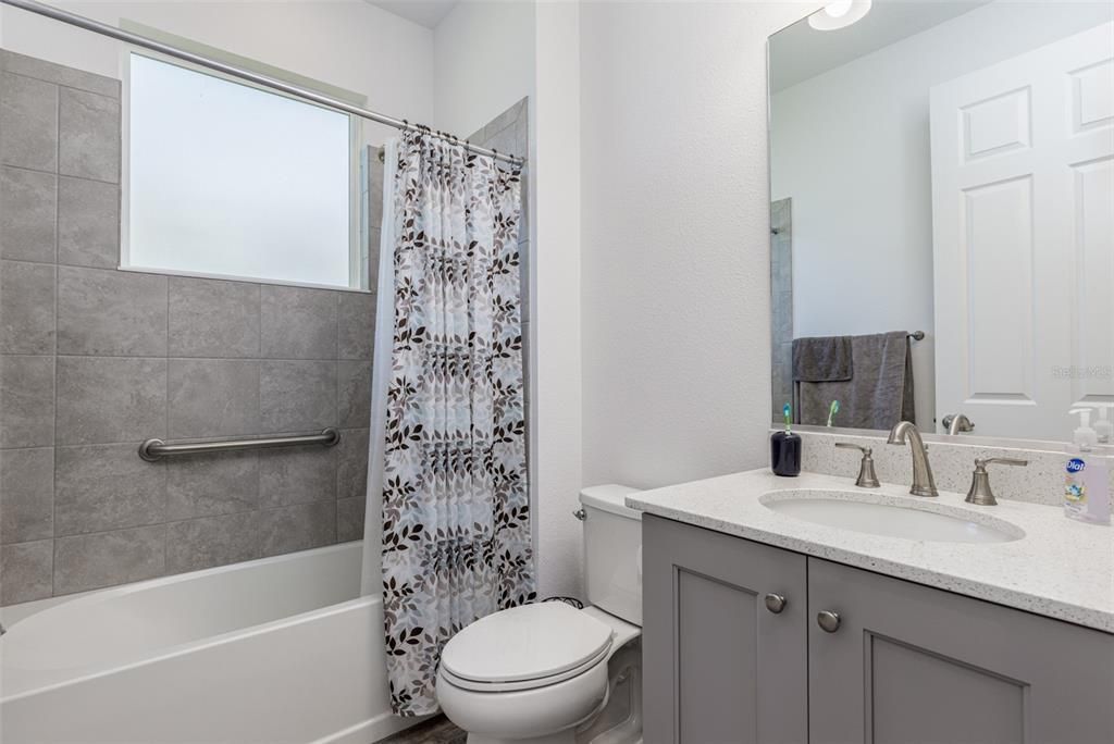 For Sale: $374,700 (2 beds, 2 baths, 1651 Square Feet)