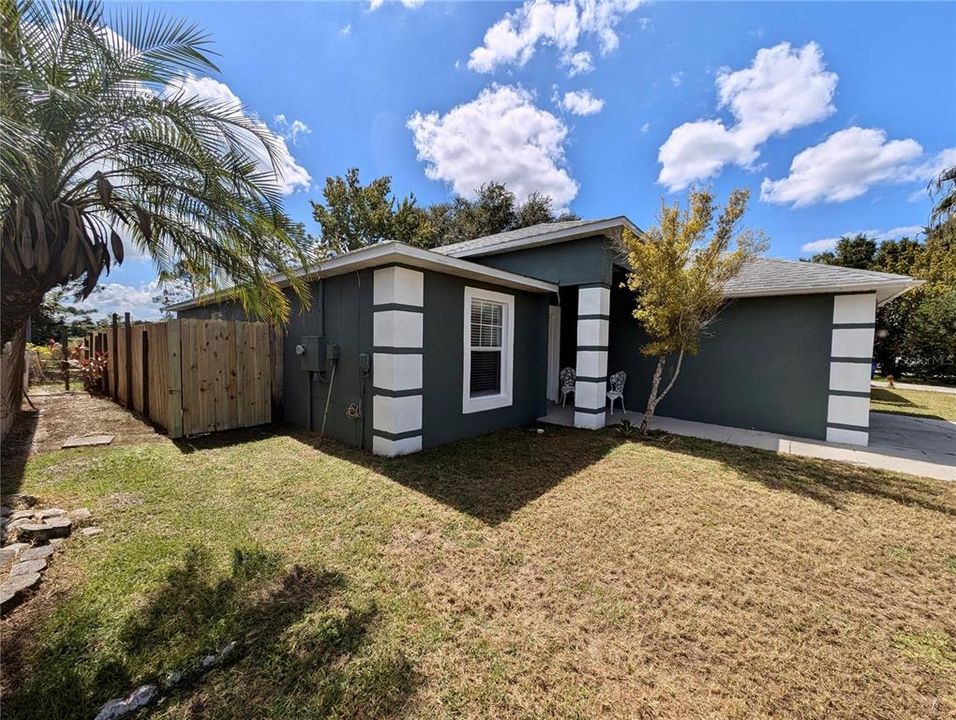 For Sale: $349,900 (3 beds, 2 baths, 1632 Square Feet)