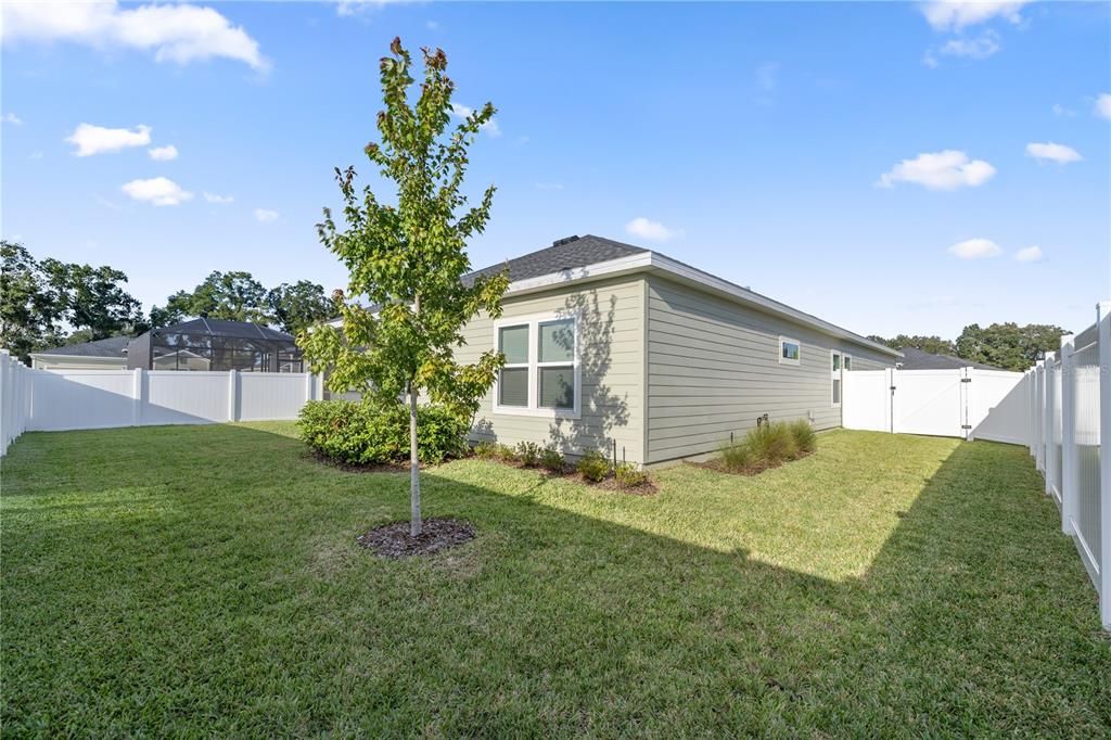 For Sale: $319,900 (3 beds, 2 baths, 1755 Square Feet)