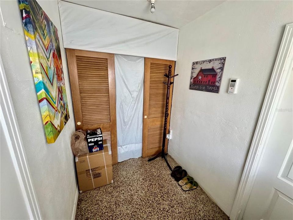 Activo con contrato: $325,000 (3 camas, 2 baños, 1160 Pies cuadrados)