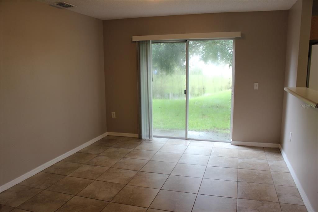 For Rent: $2,000 (3 beds, 2 baths, 1670 Square Feet)