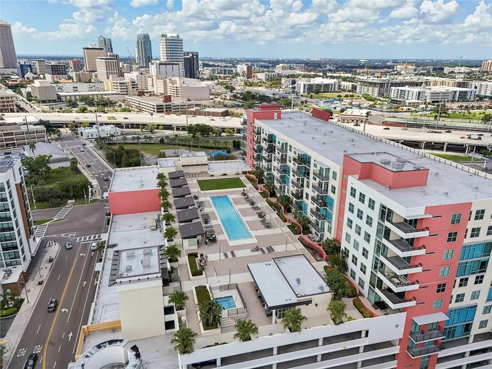 For Sale: $795,000 (2 beds, 2 baths, 1507 Square Feet)