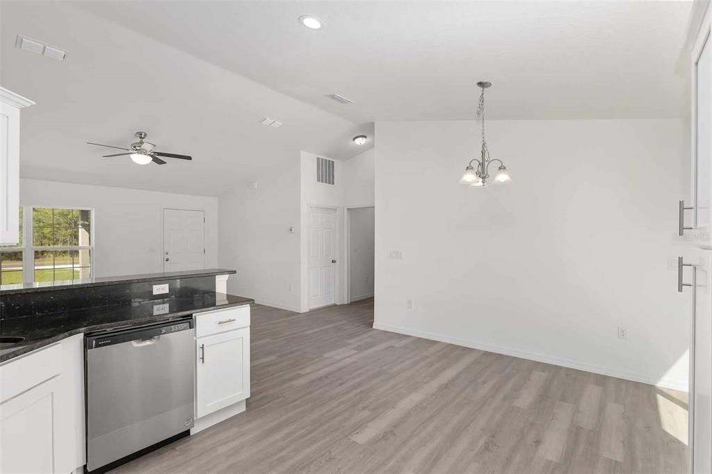 For Sale: $259,000 (3 beds, 2 baths, 1306 Square Feet)