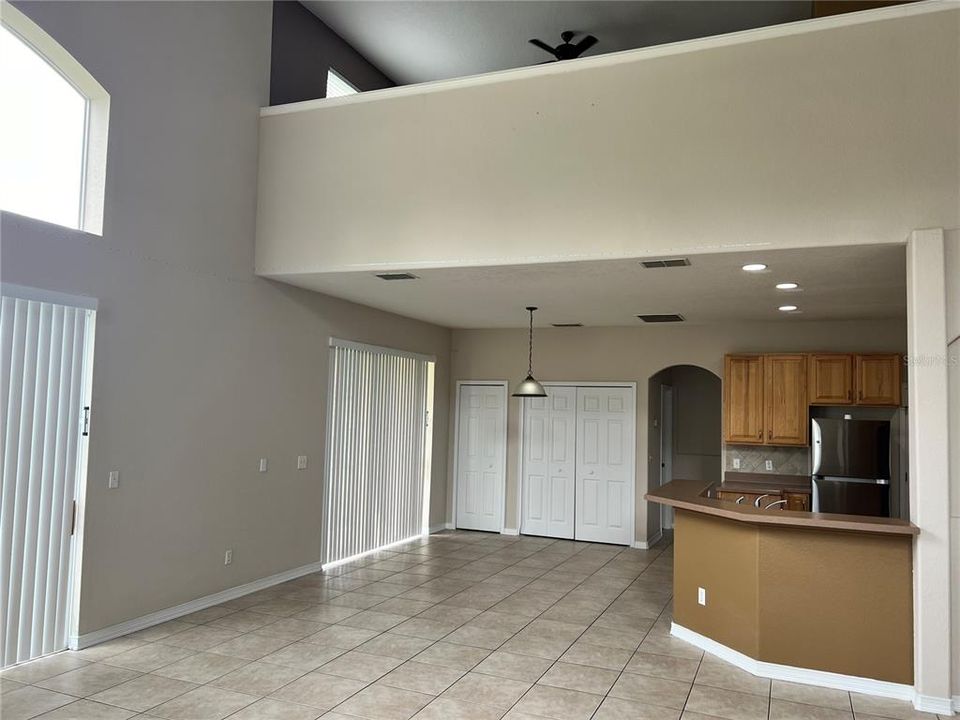 For Rent: $3,000 (4 beds, 2 baths, 2963 Square Feet)