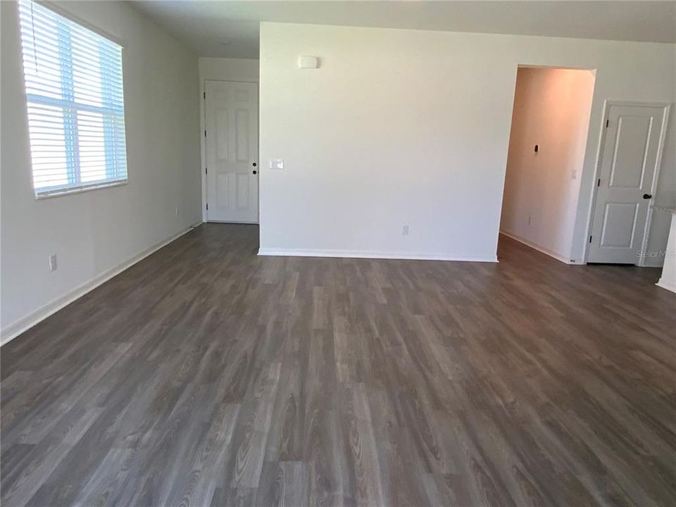 For Rent: $2,500 (3 beds, 2 baths, 1511 Square Feet)