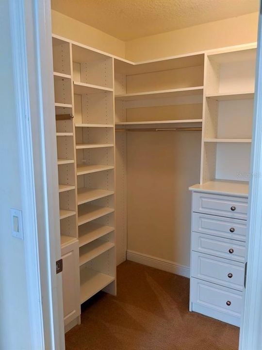 Walk-in closet