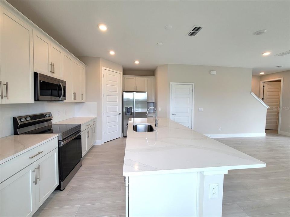 For Sale: $480,000 (3 beds, 2 baths, 1680 Square Feet)