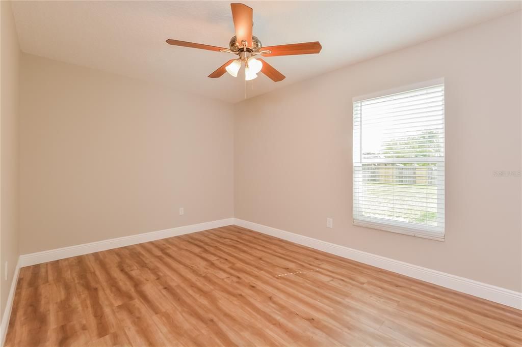 For Rent: $2,145 (3 beds, 2 baths, 1298 Square Feet)