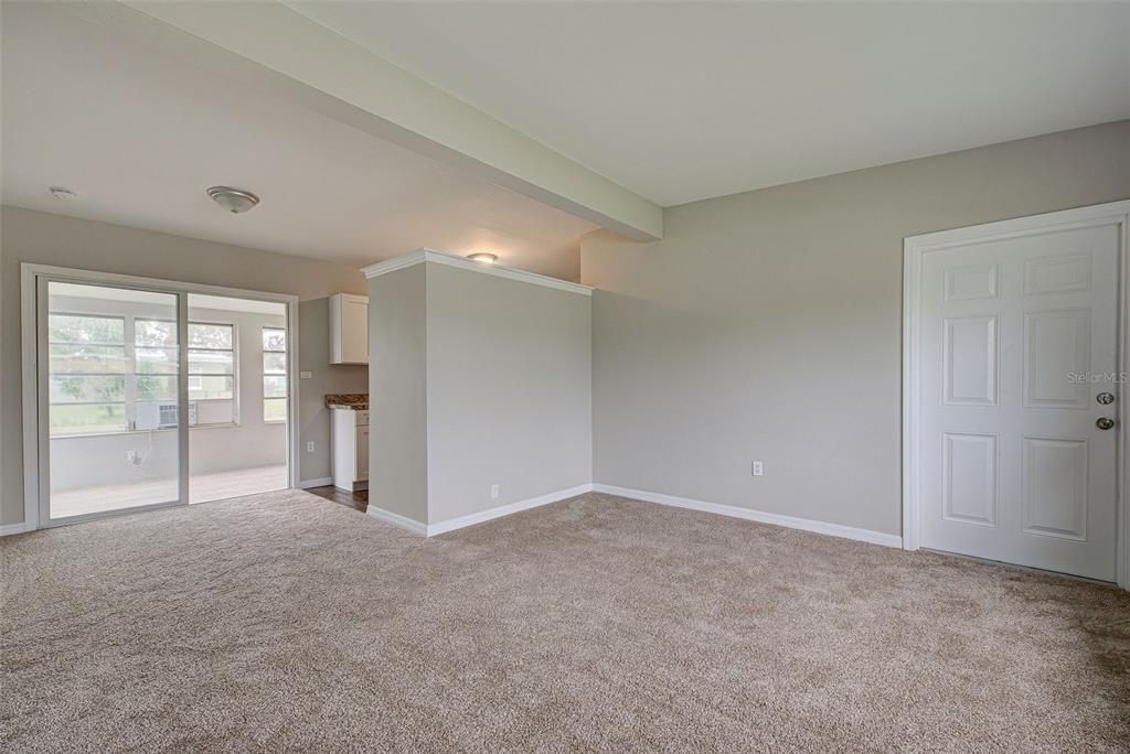 Living room & Dining room