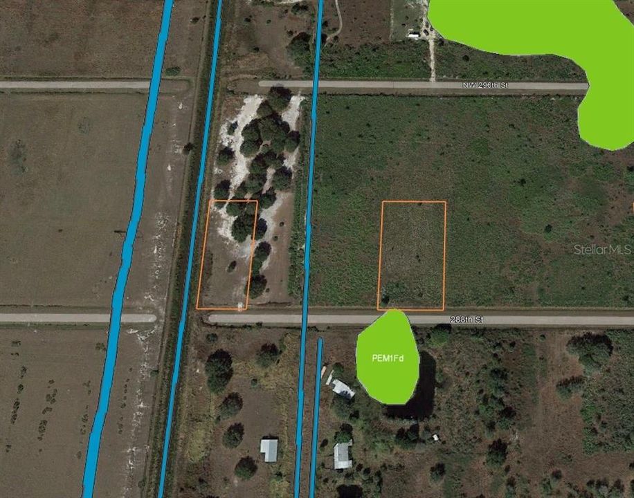 На продажу: $35,000 (1.25 acres)