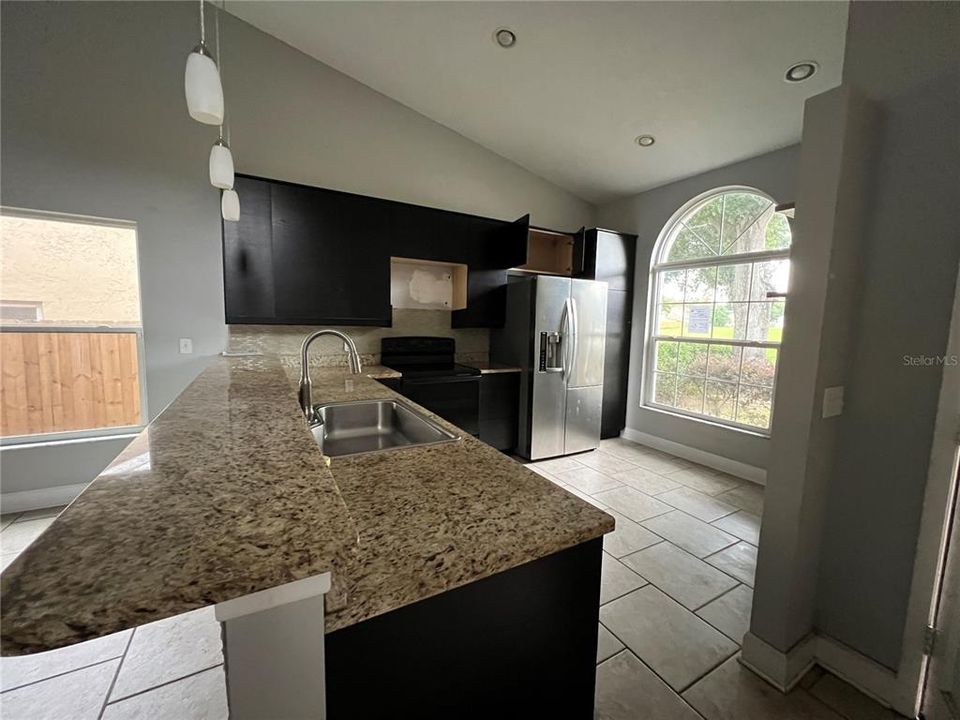 For Sale: $340,000 (3 beds, 2 baths, 1548 Square Feet)