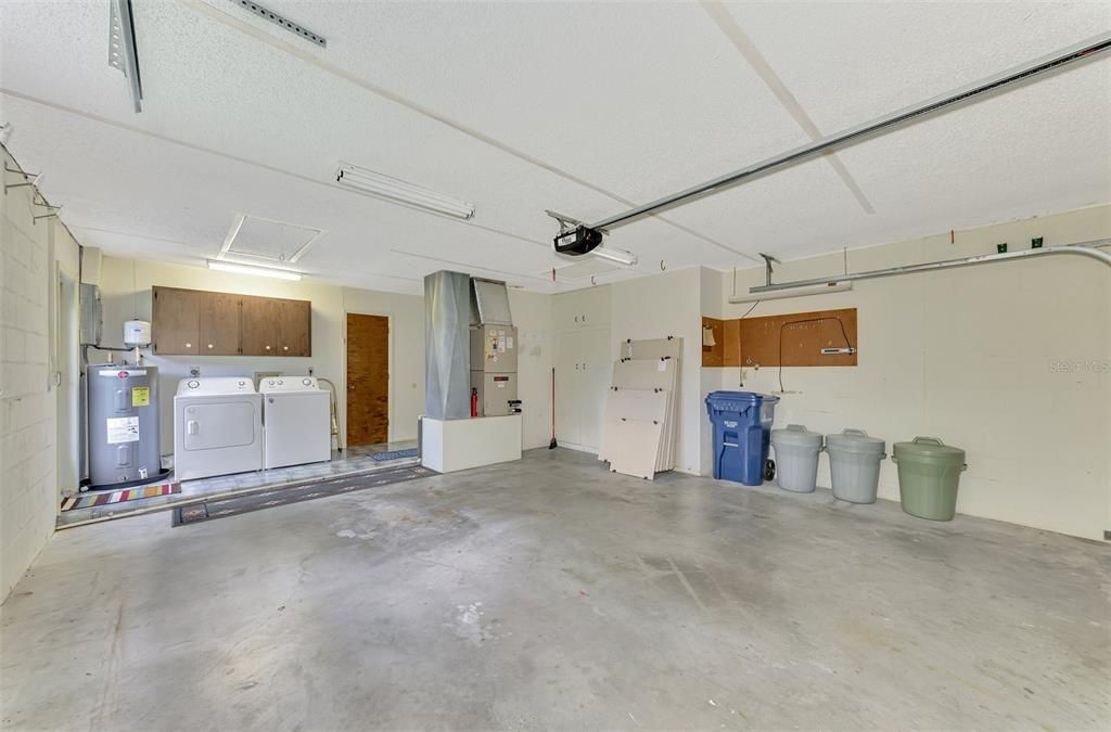 2-CAR GARAGE W/WASHER & DRYER