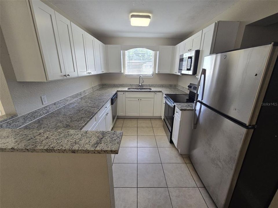 For Sale: $229,900 (3 beds, 2 baths, 1456 Square Feet)