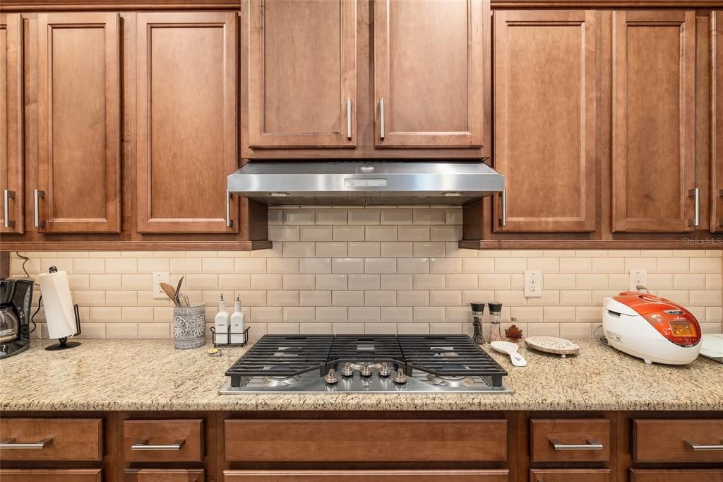 Large gas cooktop