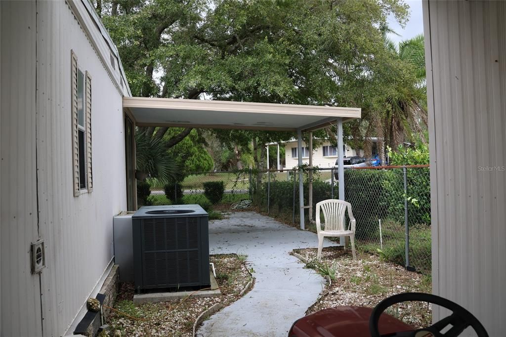 Active With Contract: $140,000 (2 beds, 2 baths, 1012 Square Feet)