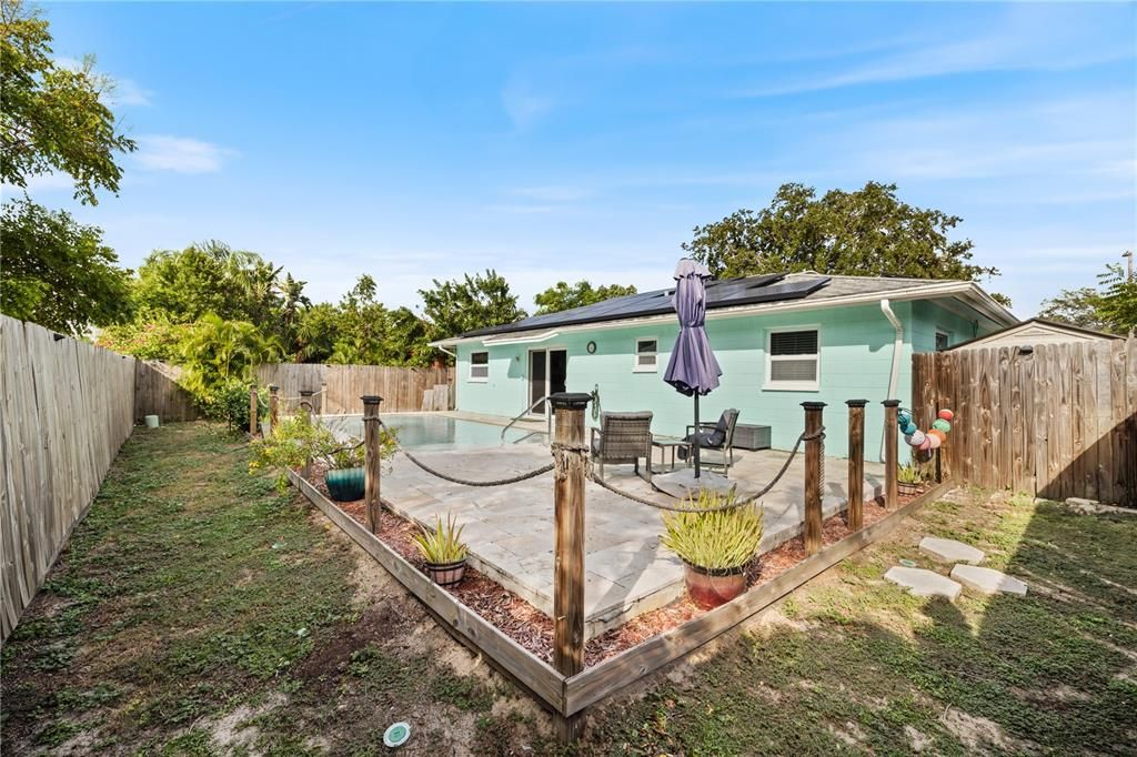 For Sale: $439,500 (3 beds, 2 baths, 1635 Square Feet)