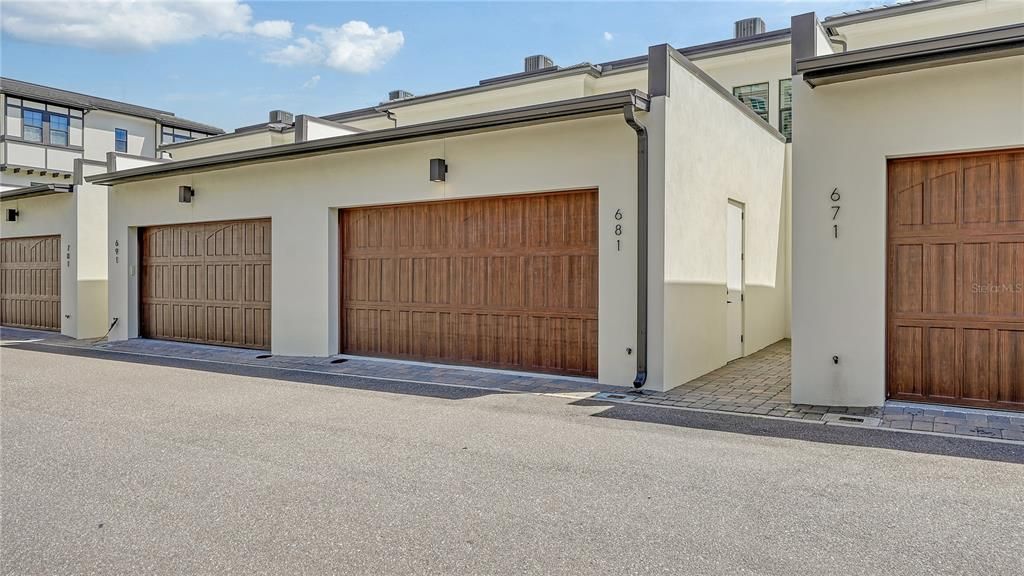 For Sale: $1,350,000 (3 beds, 2 baths, 1997 Square Feet)