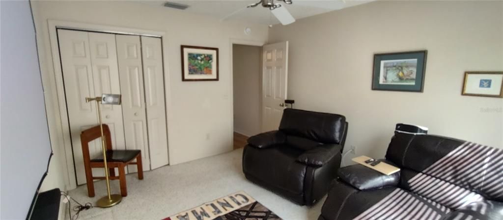 For Rent: $2,250 (3 beds, 2 baths, 1392 Square Feet)