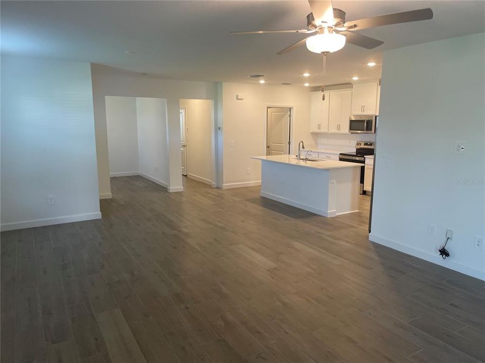 For Rent: $2,300 (2 beds, 2 baths, 1616 Square Feet)