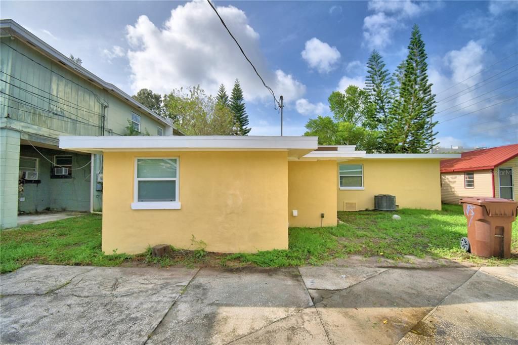 For Sale: $245,900 (3 beds, 2 baths, 1206 Square Feet)