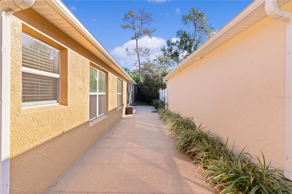 For Sale: $695,000 (3 beds, 2 baths, 1794 Square Feet)