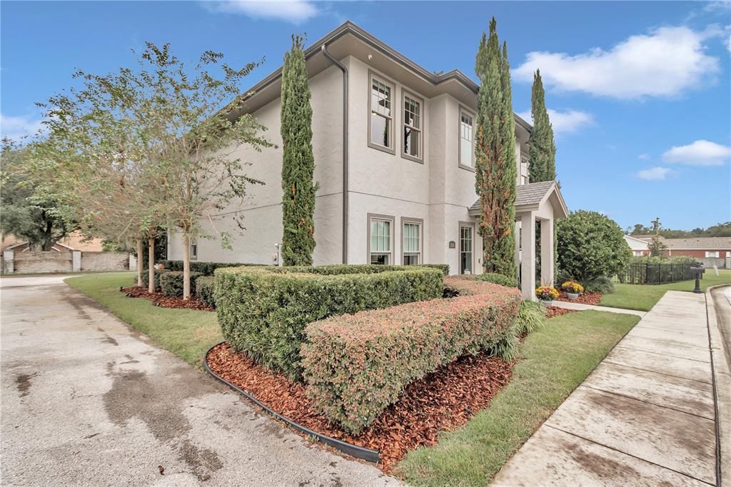 For Sale: $1,049,900 (3 beds, 2 baths, 2784 Square Feet)