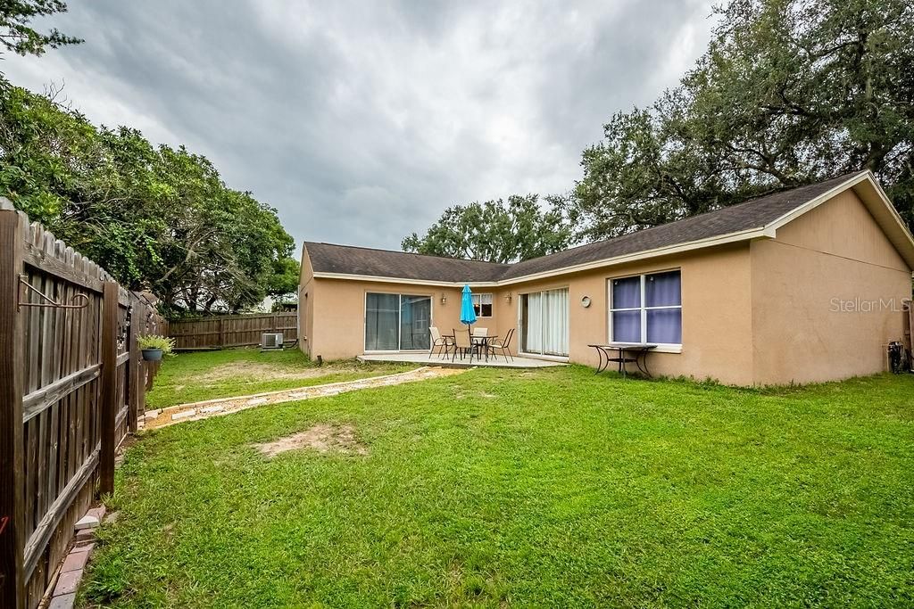 For Sale: $400,000 (3 beds, 2 baths, 1730 Square Feet)