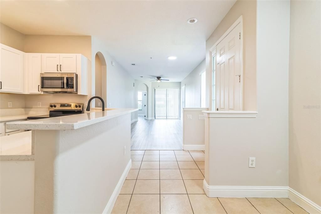 For Sale: $319,900 (3 beds, 2 baths, 1570 Square Feet)