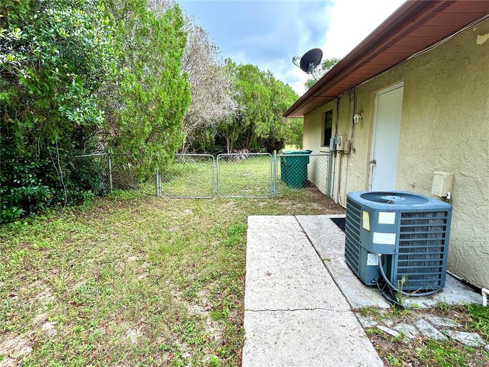 For Sale: $259,000 (3 beds, 2 baths, 1447 Square Feet)