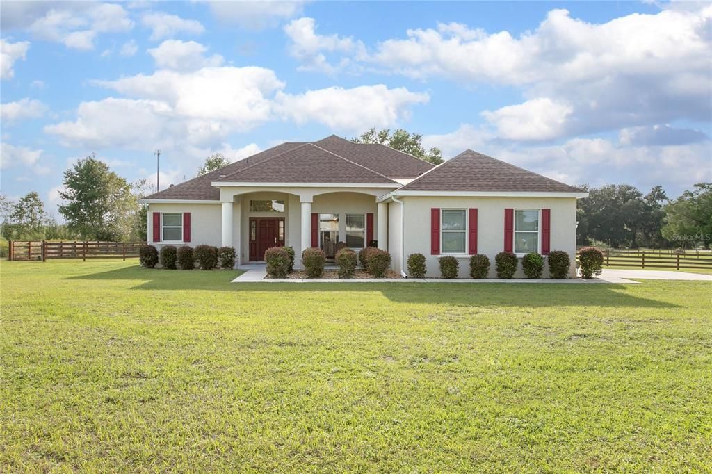 For Sale: $679,000 (3 beds, 2 baths, 2270 Square Feet)