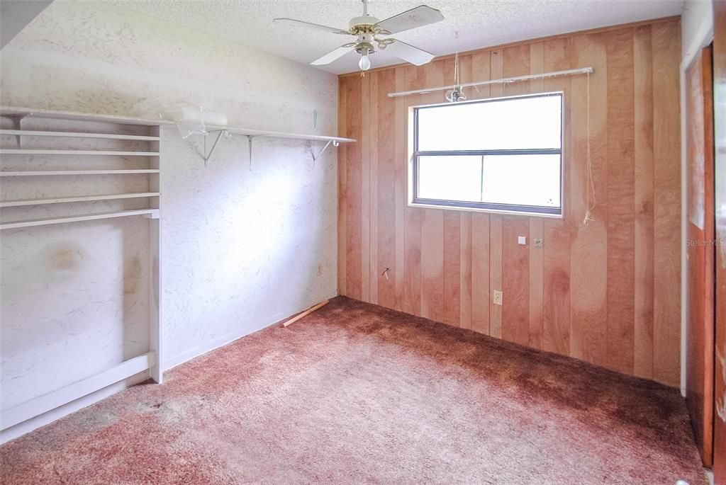 For Sale: $199,000 (3 beds, 1 baths, 1050 Square Feet)