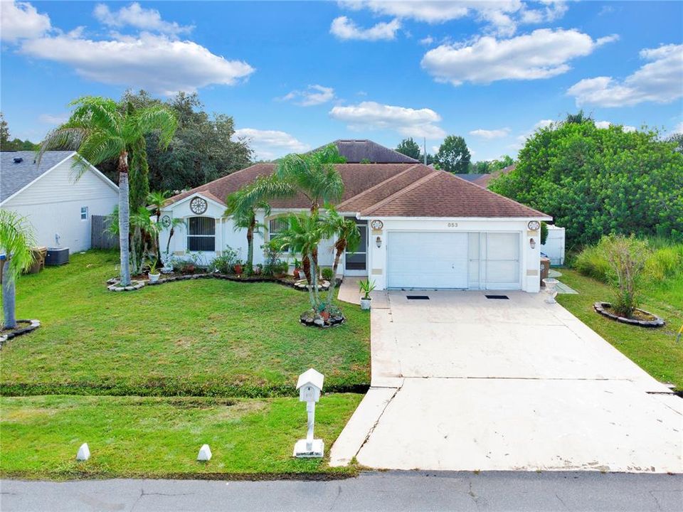 For Sale: $285,000 (3 beds, 2 baths, 1652 Square Feet)