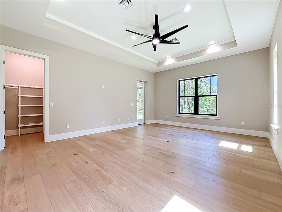 En Venta: $1,650,000 (4 camas, 3 baños, 4231 Pies cuadrados)