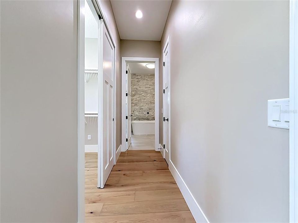 En Venta: $1,650,000 (4 camas, 3 baños, 4231 Pies cuadrados)