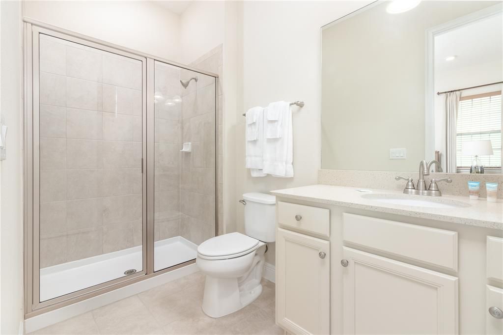 For Sale: $479,000 (2 beds, 2 baths, 1305 Square Feet)