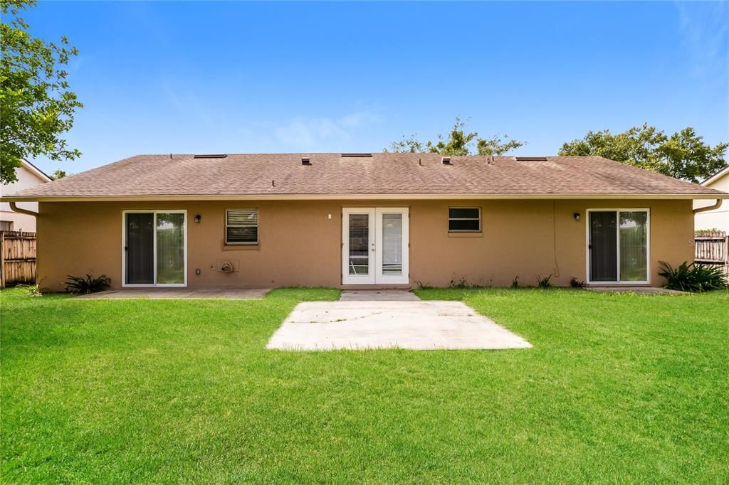 For Rent: $2,355 (3 beds, 2 baths, 1476 Square Feet)