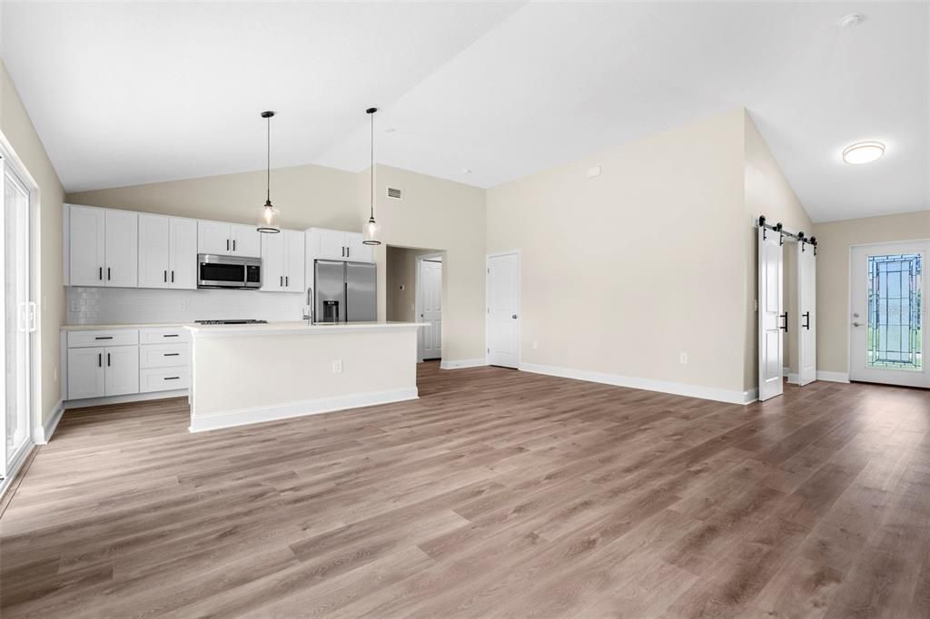 For Sale: $344,900 (3 beds, 2 baths, 1620 Square Feet)