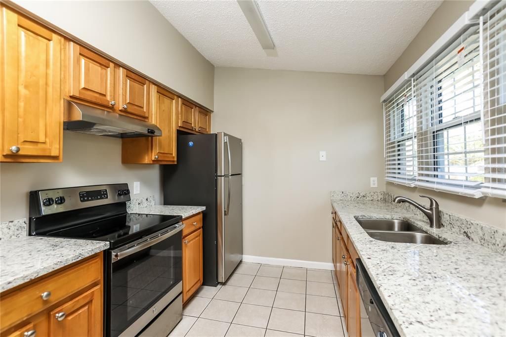 For Rent: $1,815 (3 beds, 2 baths, 1250 Square Feet)