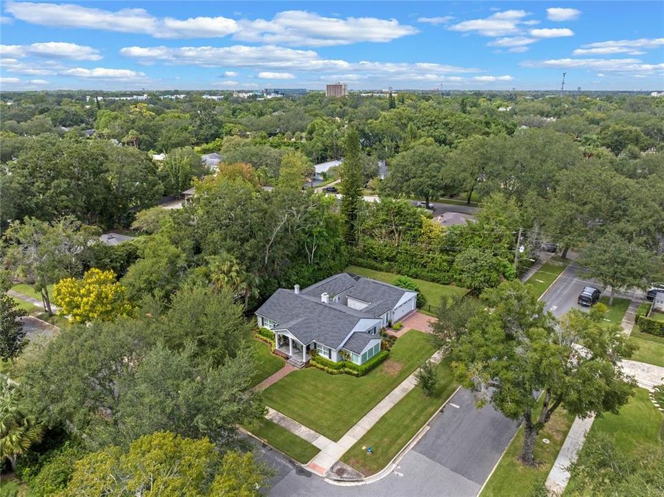 For Sale: $829,900 (3 beds, 2 baths, 1949 Square Feet)