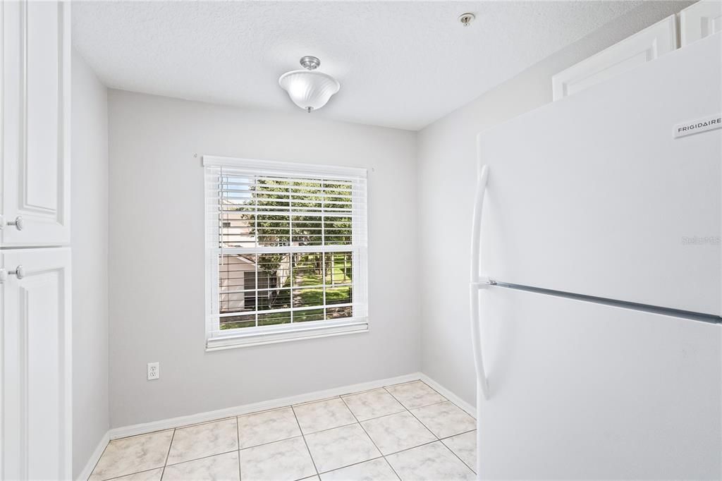 For Sale: $289,000 (2 beds, 2 baths, 1346 Square Feet)