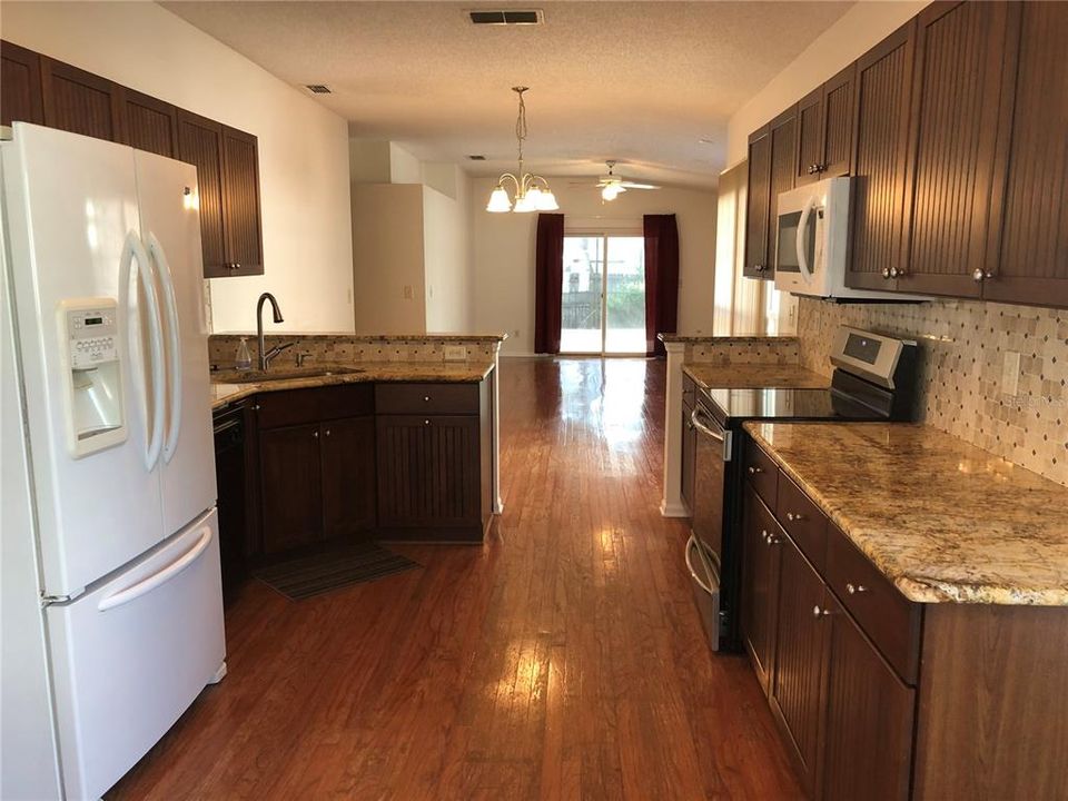 Kitchen has Ample Counter/Cabinet Space to please the home chef.