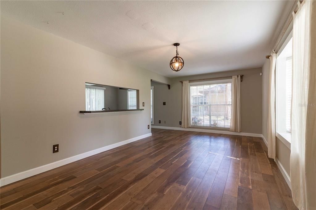 Dining Room Off Kitchen