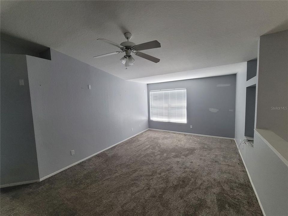 For Rent: $1,950 (3 beds, 2 baths, 1325 Square Feet)