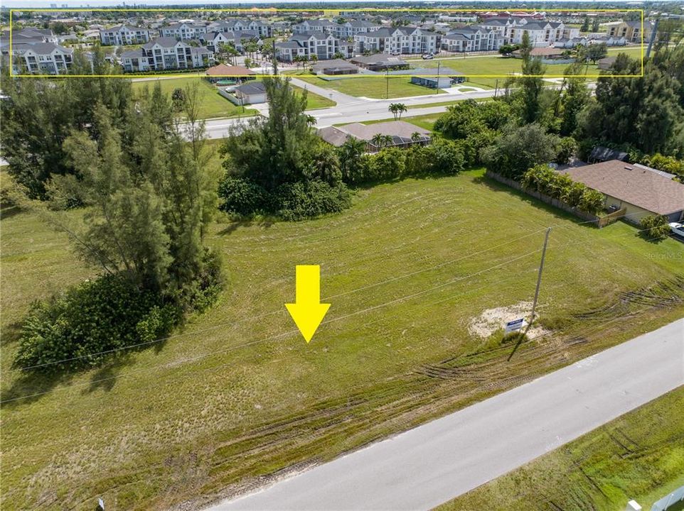 На продажу: $40,000 (0.23 acres)