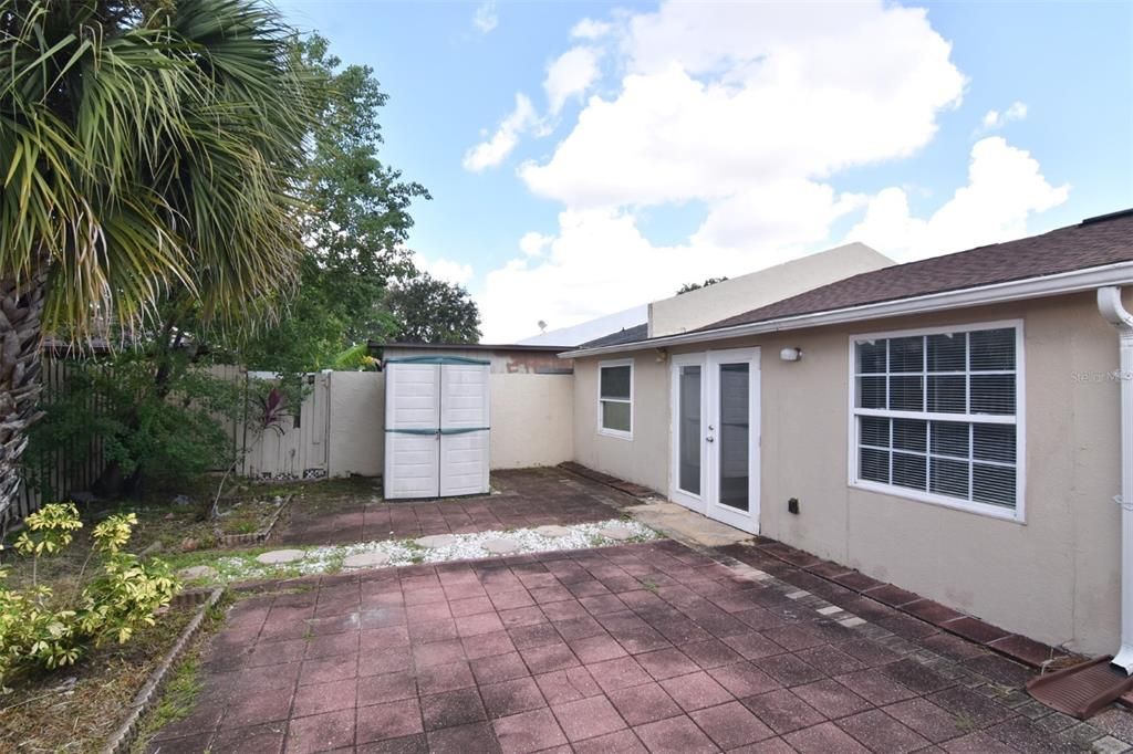 For Sale: $315,000 (3 beds, 1 baths, 1118 Square Feet)