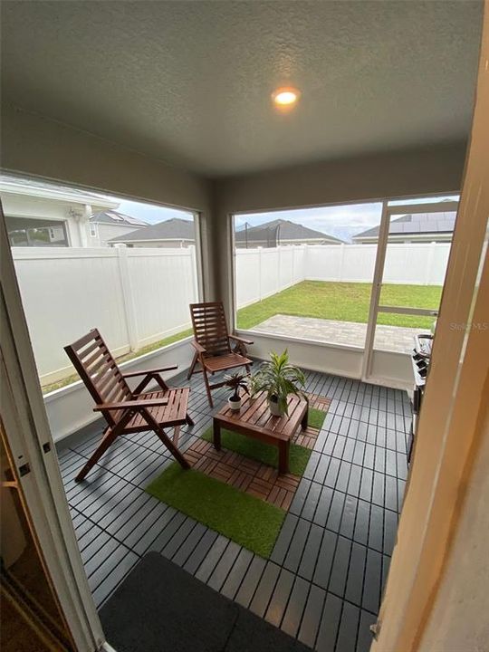 Active With Contract: $2,600 (4 beds, 2 baths, 1825 Square Feet)