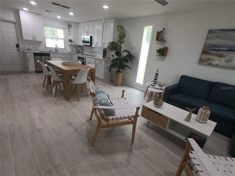 En Venta: $398,000 (2 camas, 1 baños, 1088 Pies cuadrados)