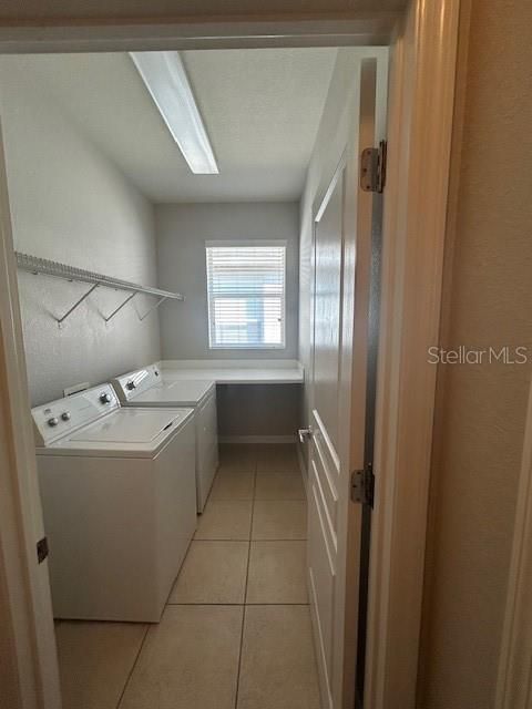 For Rent: $2,750 (3 beds, 2 baths, 1706 Square Feet)