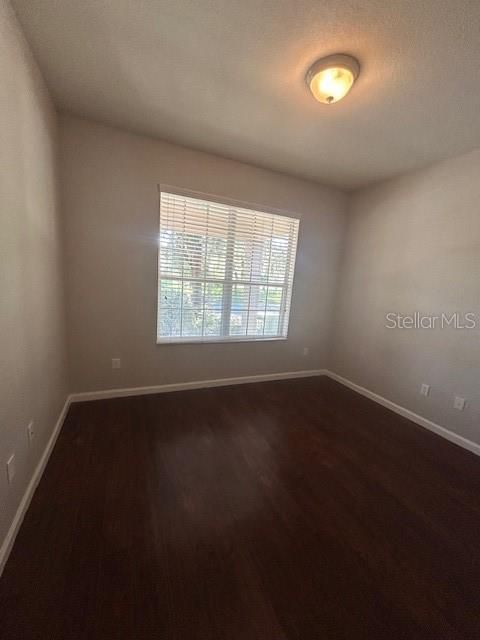 For Rent: $2,750 (3 beds, 2 baths, 1706 Square Feet)