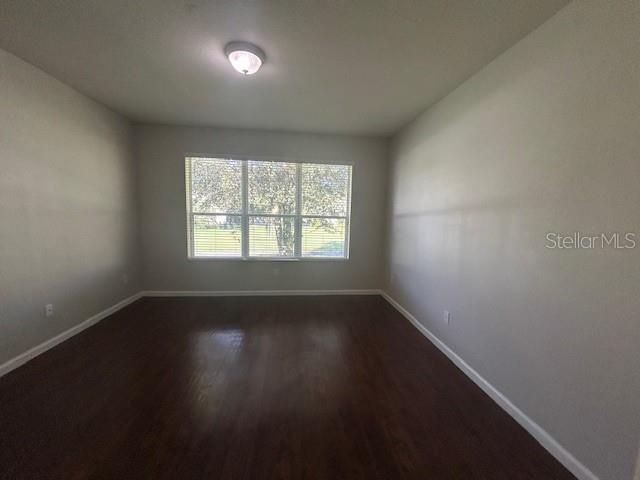 For Rent: $2,750 (3 beds, 2 baths, 1706 Square Feet)